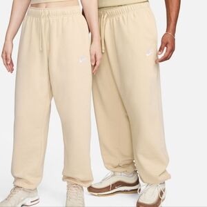 L Tall • Nike • Fleece Mid-Rise Oversized Sweatpants in Sandrift